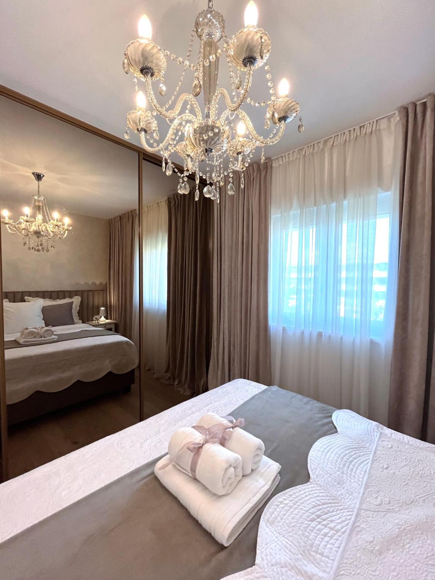 Luxury Apartment Rinos - Free Garage Parking 斯普利特 外观 照片